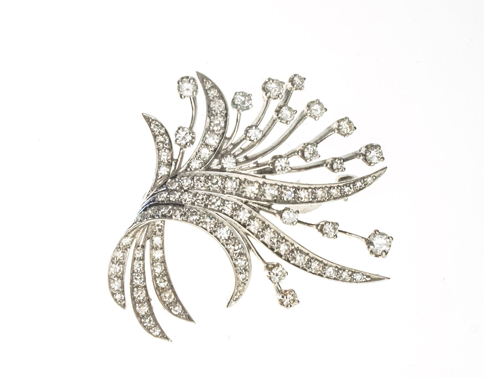 DIAMOND & 14KT WHITE GOLD BROOCH, C. 1940, W 1.5", L (1 of 1)