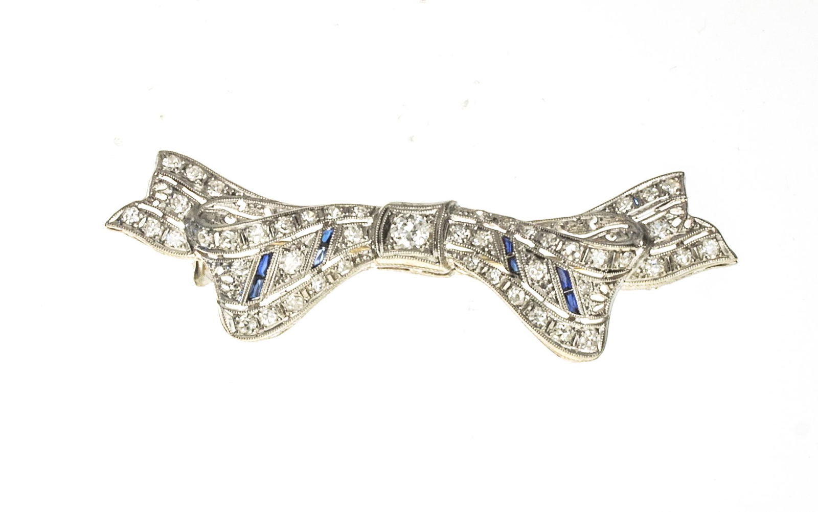 DIAMOND & PLATINUM BOW BROOCH, C. 1920, L 2", T.W. 5 GR (1 of 1)