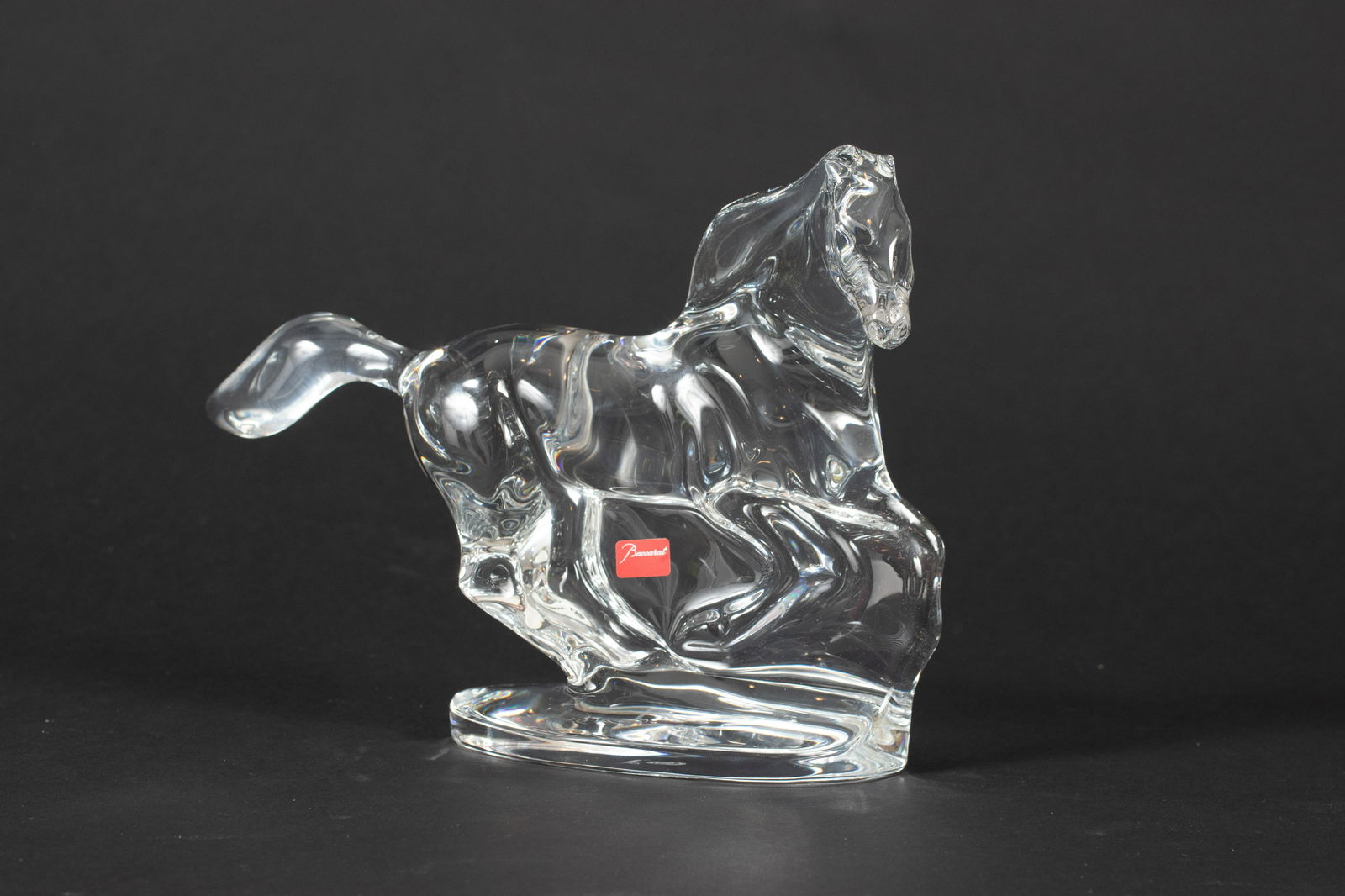 BACCARAT BEL AMI CRYSTAL HORSE FIGURE, H 7.5", W 10", D: BACCARAT BEL AMI CRYSTAL HORSE FIGURE, H 7.5", W 10", D 3.5" Signed. With box. Provenance: From a Grosse Pointe Shores estate.