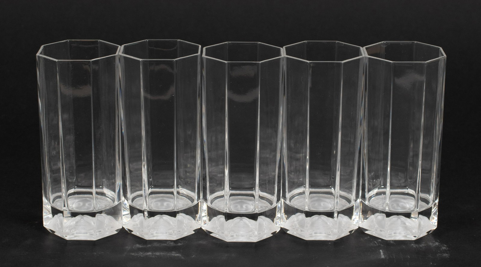 VERSACE 'MEDUSA LUMIERE' HIGHBALL GLASSES, 5 PCS, H 6",: VERSACE 'MEDUSA LUMIERE' HIGHBALL GLASSES, 5 PCS, H 6", DIA 2.5"High Balls. Medussa head in base. Box. From a Grosse Pointe Shores estate.
