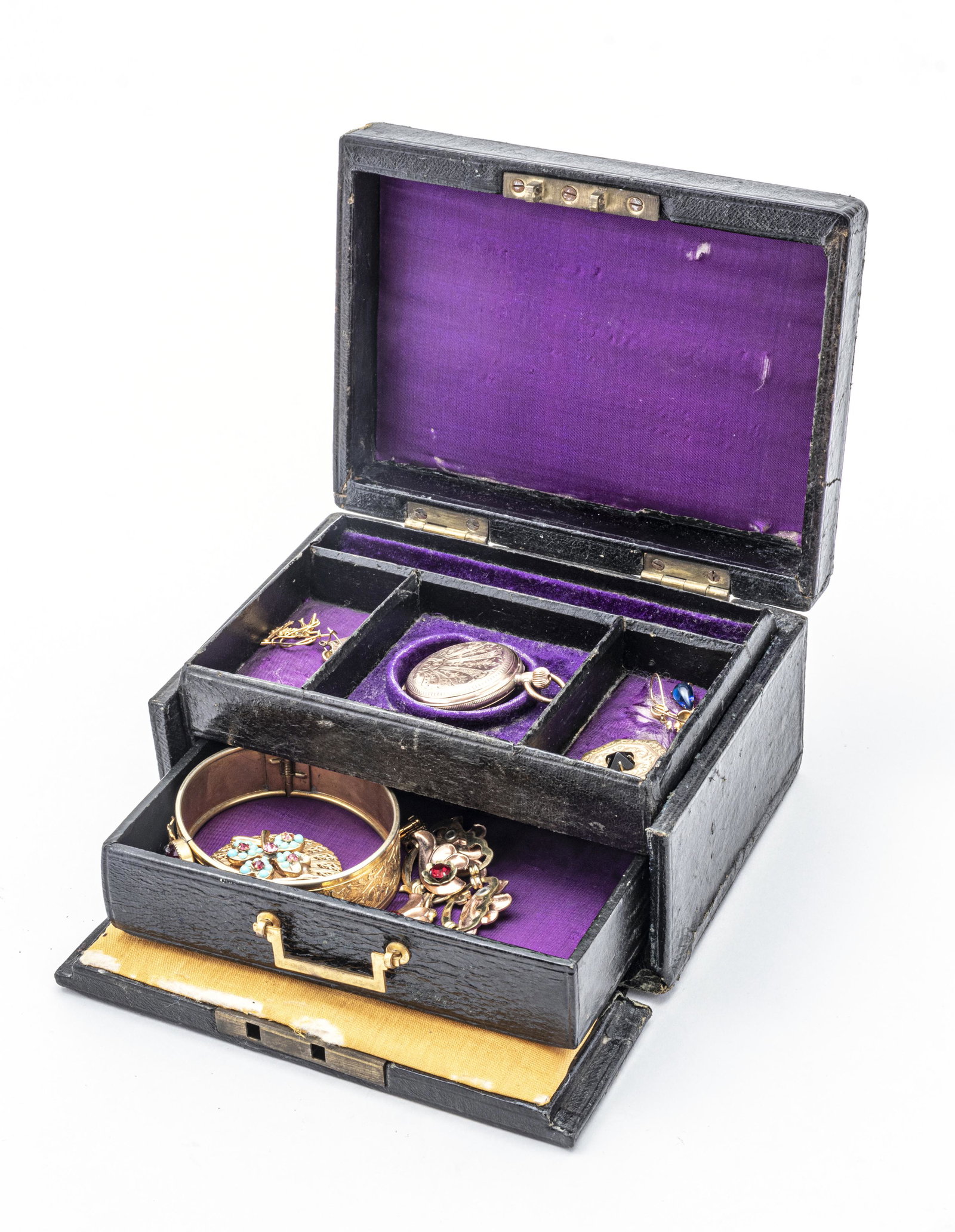 JEWELRY BOX WITH COSTUME JEWELRY, H 3", W 6", D 4.5",: JEWELRY BOX WITH COSTUME JEWELRY, H 3", W 6", D 4.5", "TO MY DARLING ETTA PLACE, THE LOVE OF MY LIFE, HARRY LONGABAUGH" Faux leather-wrapped jewelry box bearing a personalized engraved plate that read