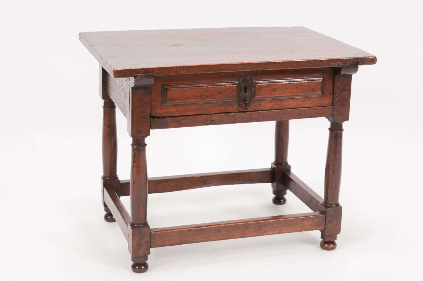 EARLY ENGLISH WALNUT LOW TABLE, CIRCA 18TH C., H 23 (1 of 10)