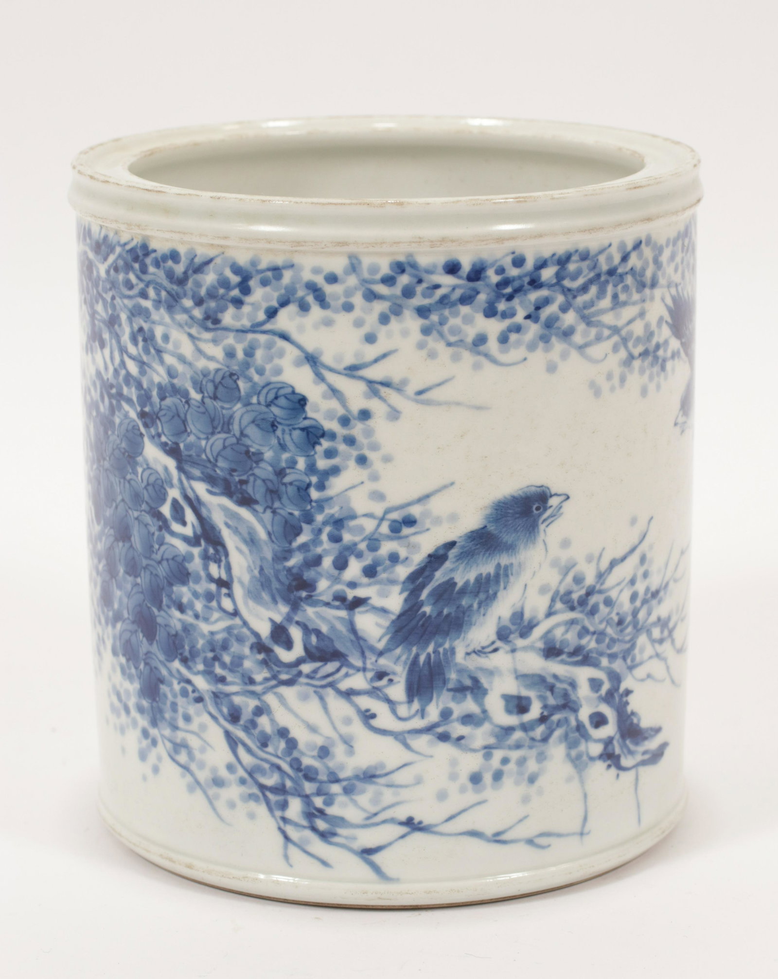 CHINESE BLUE AND WHITE BRUSH POT H 6" D 5 1/2": CHINESE BLUE AND WHITE BRUSH POT H 6" D 5 1/2" Marked on the underside.