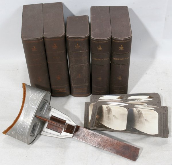 STEREOSCOPE VIEWER & 469 SLIDES, C. 1900: STEREOSCOPE VIEWER & 469 SLIDES, C. 1900:1900 Underwood and Underwood. Stereoscope is missing metal support for photos. 469 photos. EUROPEAN WAR IN 3 VOLUMES 88 + 87 + 74. WASHINGTON 37. ITALY 5. All 