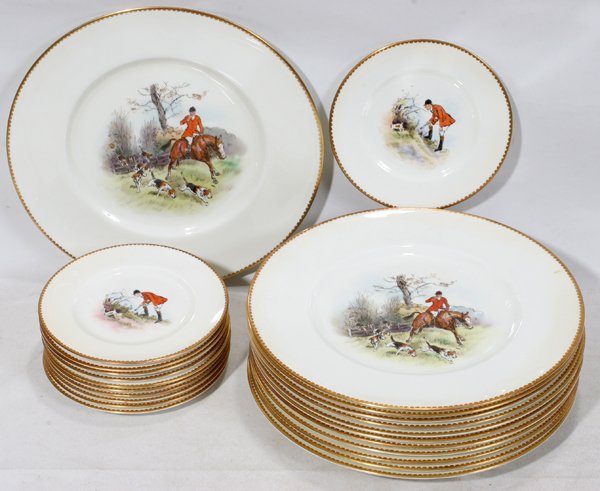 ROYAL WORCESTER PORCELAIN "HUNT" CHINA, 23 PCS: ROYAL WORCESTER PORCELAIN "HUNT" CHINA, 23 PIECES, SIGNED THOMAS IVESTER LLOYD:12 dinner plates, 11 dessert plates. All hand-colored; . Originally sold by Plummer LTD. Signed Thomas Ivester Lloyd