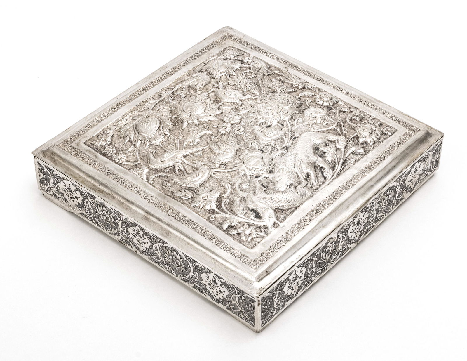 PERSIAN REPOUSSE SILVER HINGED BOX, H 1.5", W 6.5" (1 of 4)