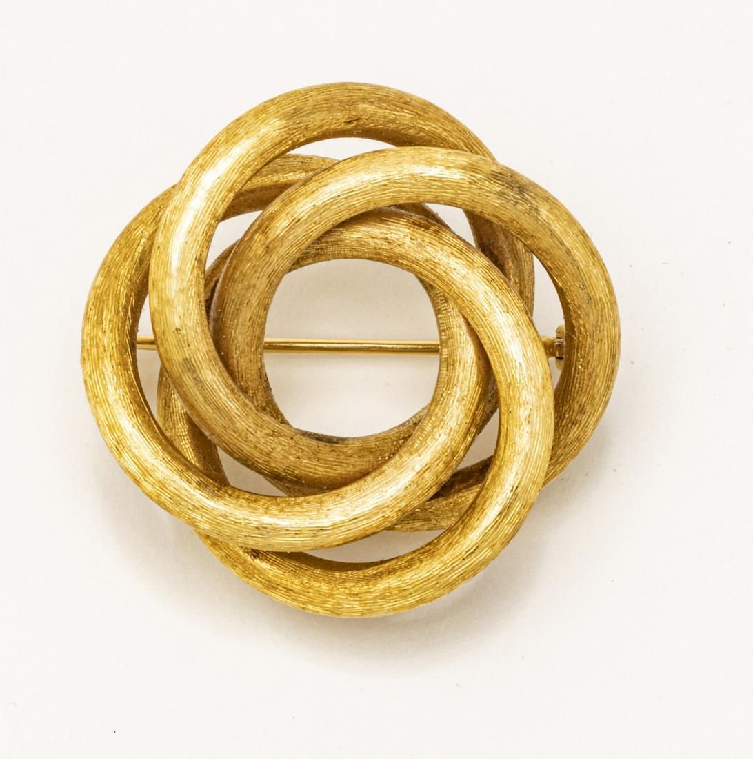14KT YELLOW GOLD CIRCULAR BROOCH DIA 1.2": 14KT YELLOW GOLD CIRCULAR BROOCH DIA 1.2" Brushed finish. .22troz. From the estate of Lois Jacobs, Grosse Pointe Shores.
