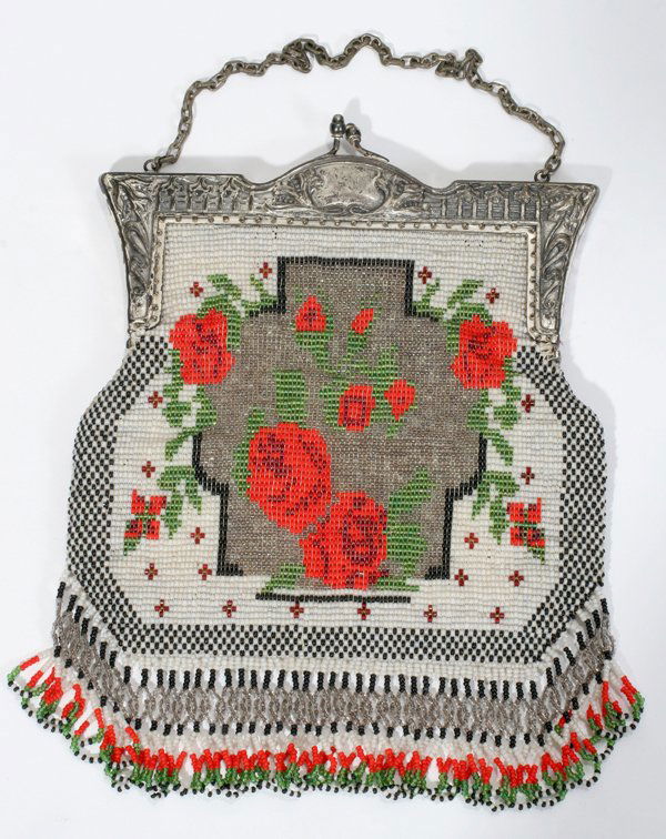 ANTIQUE BEADED PURSE WITH METAL FRAME, 1900,: ANTIQUE BEADED PURSE WITH METAL FRAME, 1900, H 9 1/2", W 7":