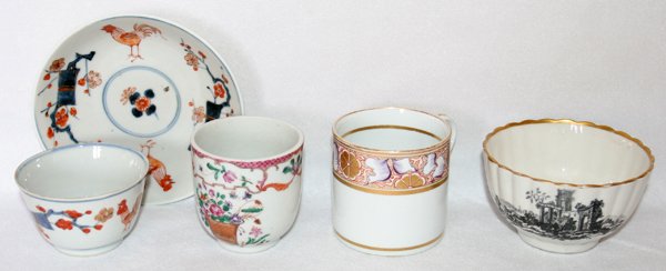 ENGLISH & CHINESE ANTIQUE PORCELAIN CUPS, FOUR: ENGLISH & CHINESE ANTIQUE PORCELAIN CUPS, 18TH & 19TH CENTURY, FOUR:Including 1 Minton coffee cann, c. 1810, 1 Lowestoff 18th century cup, 1 Worcester coffee cup, c. 1800 along with an antique Chinese