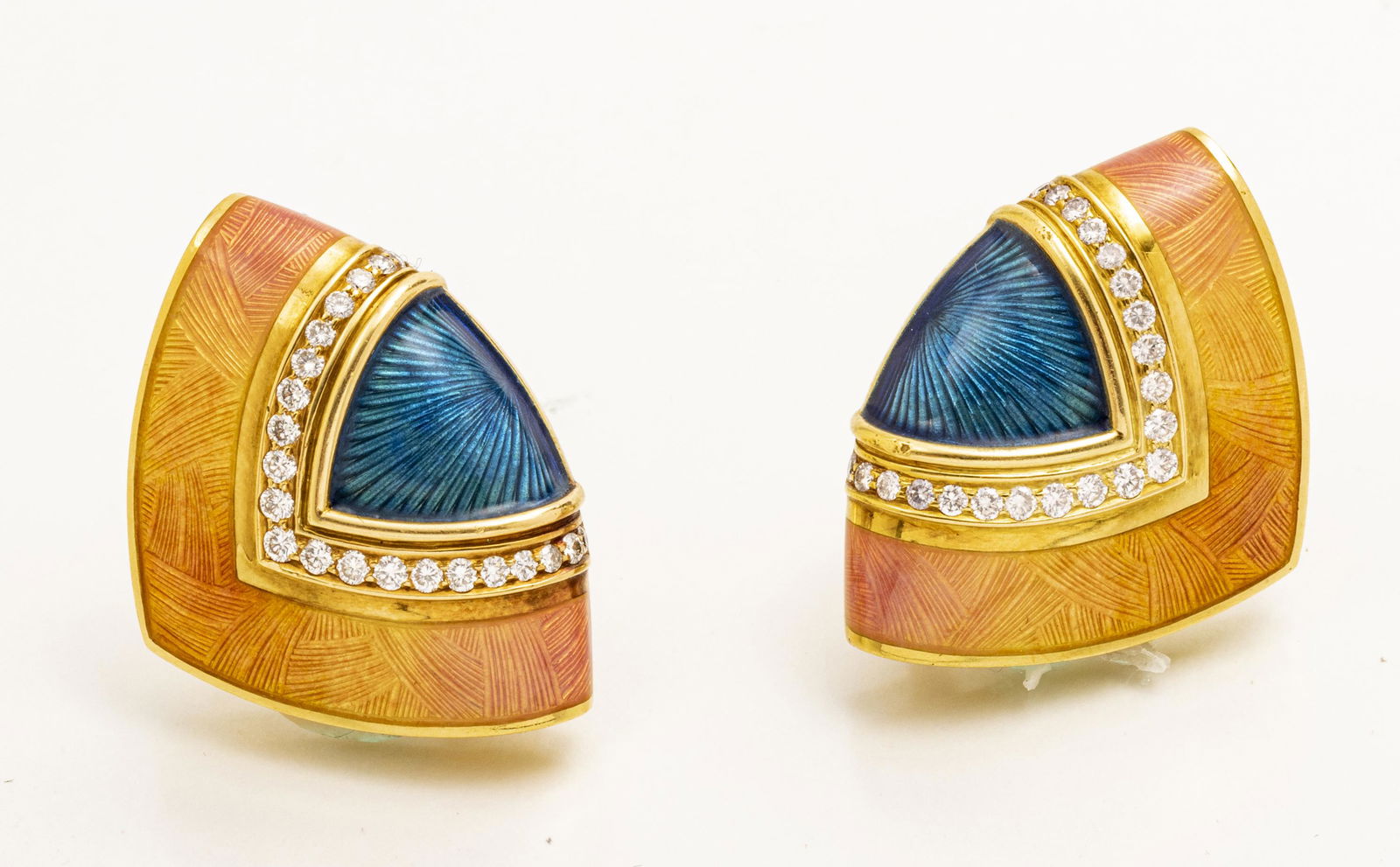 LEO DE VROOMAN, 18 KT GOLD, DIAMOND EARRINGS PAIR (1 of 2)