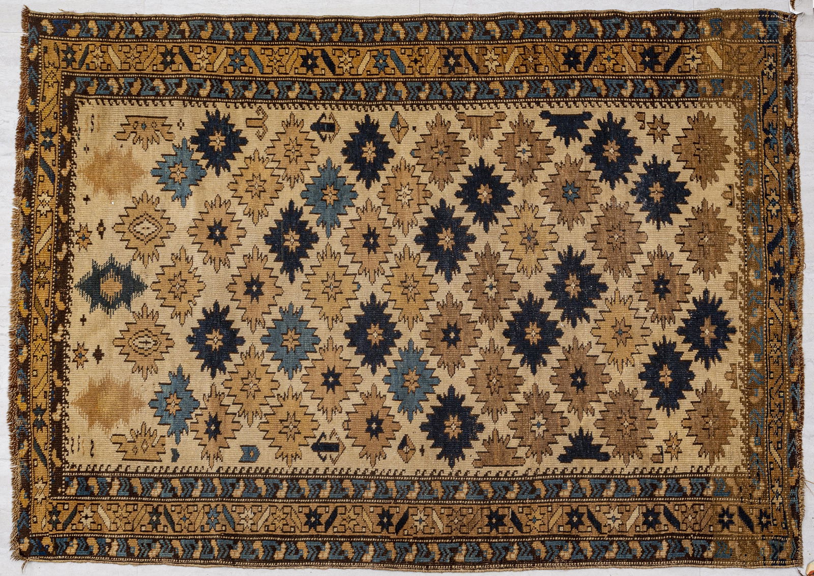 CAUCASIAN SHIRVAN HANDWOVEN WOOL RUG (1 of 2)