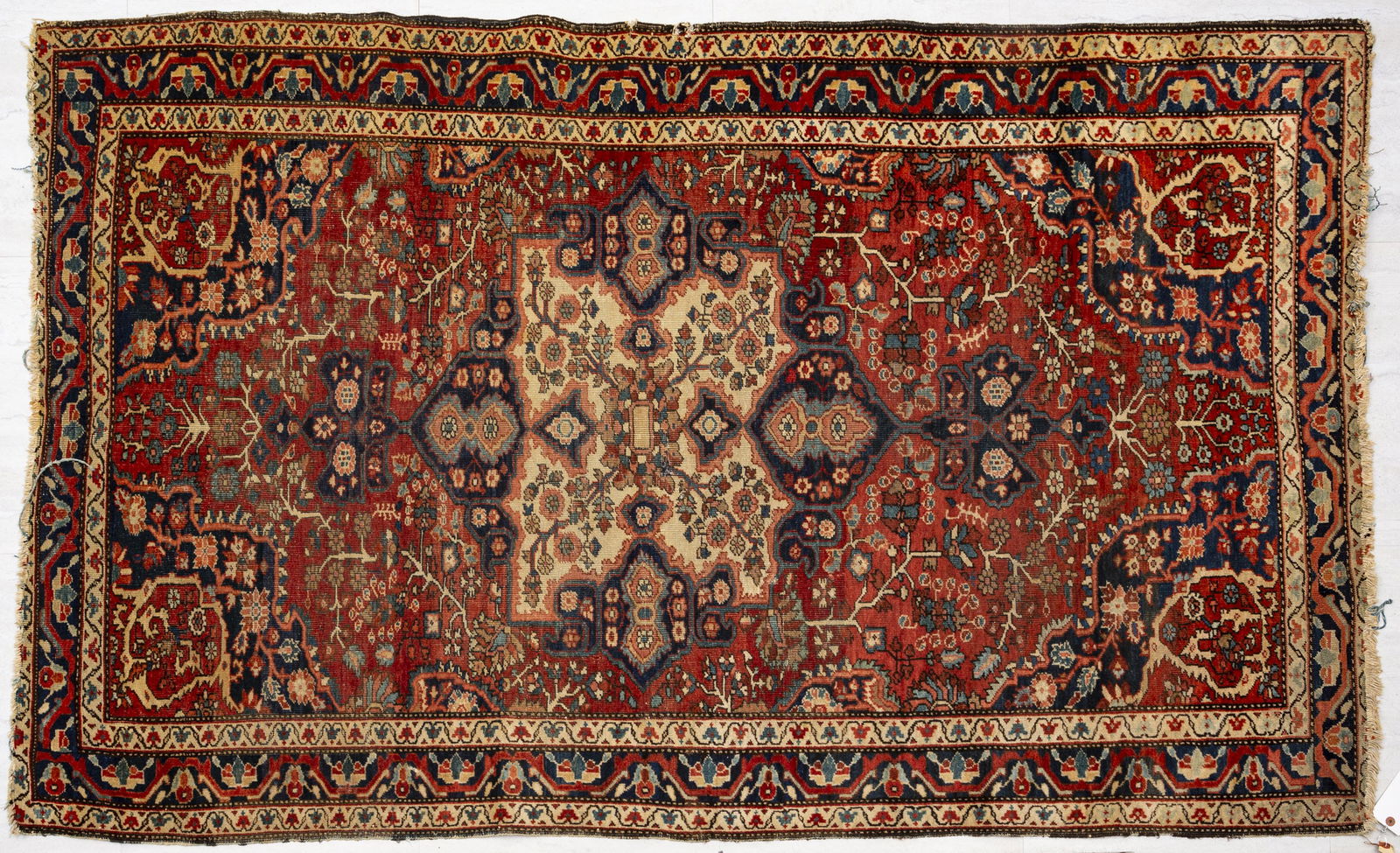 PERSIAN SAROUK HANDWOVEN WOOL RUG (1 of 2)