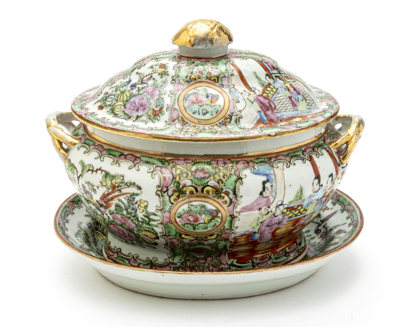 CHINESE ROSE MEDALLION PORCELAIN TUREEN AND TRAY: CHINESE ROSE MEDALLION PORCELAIN TUREEN AND TRAY, 19TH.C. L 11", 12" Tureen with cover L 12" H 9''. Oval tray L 11" H 9". Both treasures from the 19th.c. in the highly popular and traditional "Famille