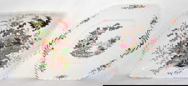 ROYAL DOULTON HAMPSHIRE TRAY & SPODE CAKE PLATE: ROYAL DOULTON 'HAMPSHIRE' TRAY & SPODE CAKE PLATE, W 11":Two pieces total. From the Estate of Arpena Kahayian, Beverly hills, Mi.