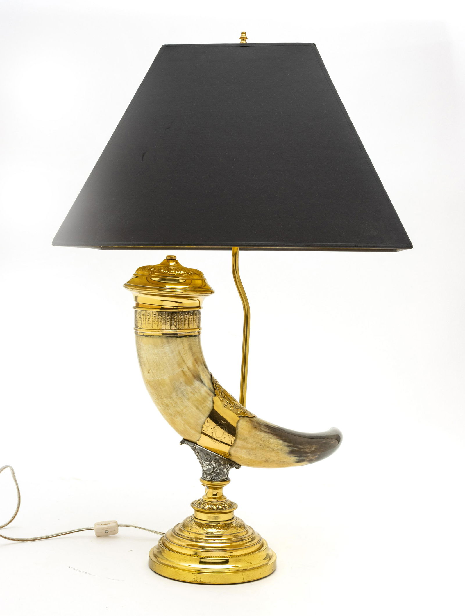 POWDER HORN MOUNTED AS LAMP H 29" W 14" (1 of 2)