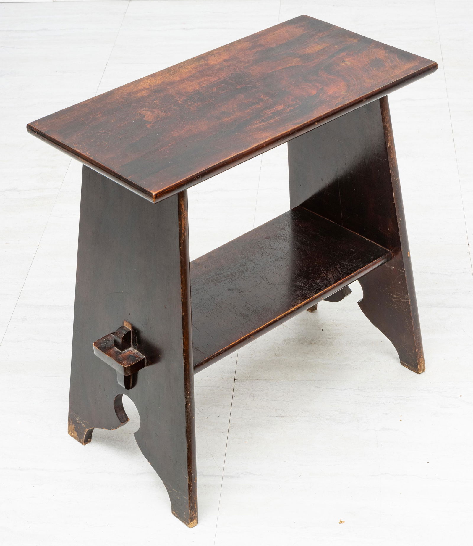 QUAINT FURNITURE STICKLEY OAK SIDE TABLE, H 24", W 23" (1 of 4)