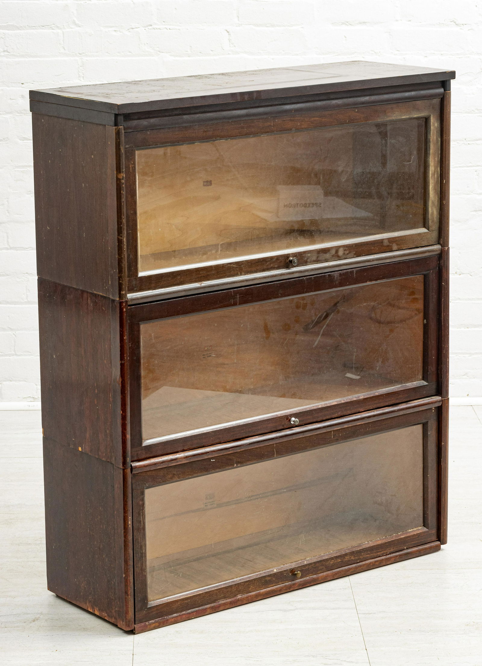 BARRISTER 3-TIER MAHOGANY BOOKCASE,  C. 1930, H 42", W (1 of 5)