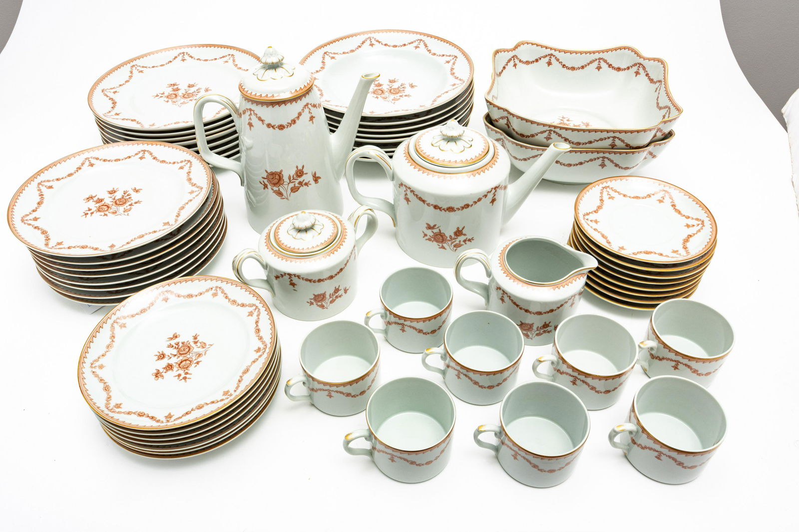 PORTUGUESE CHINA SERVICE FOR 8, 53 PCS (1 of 4)