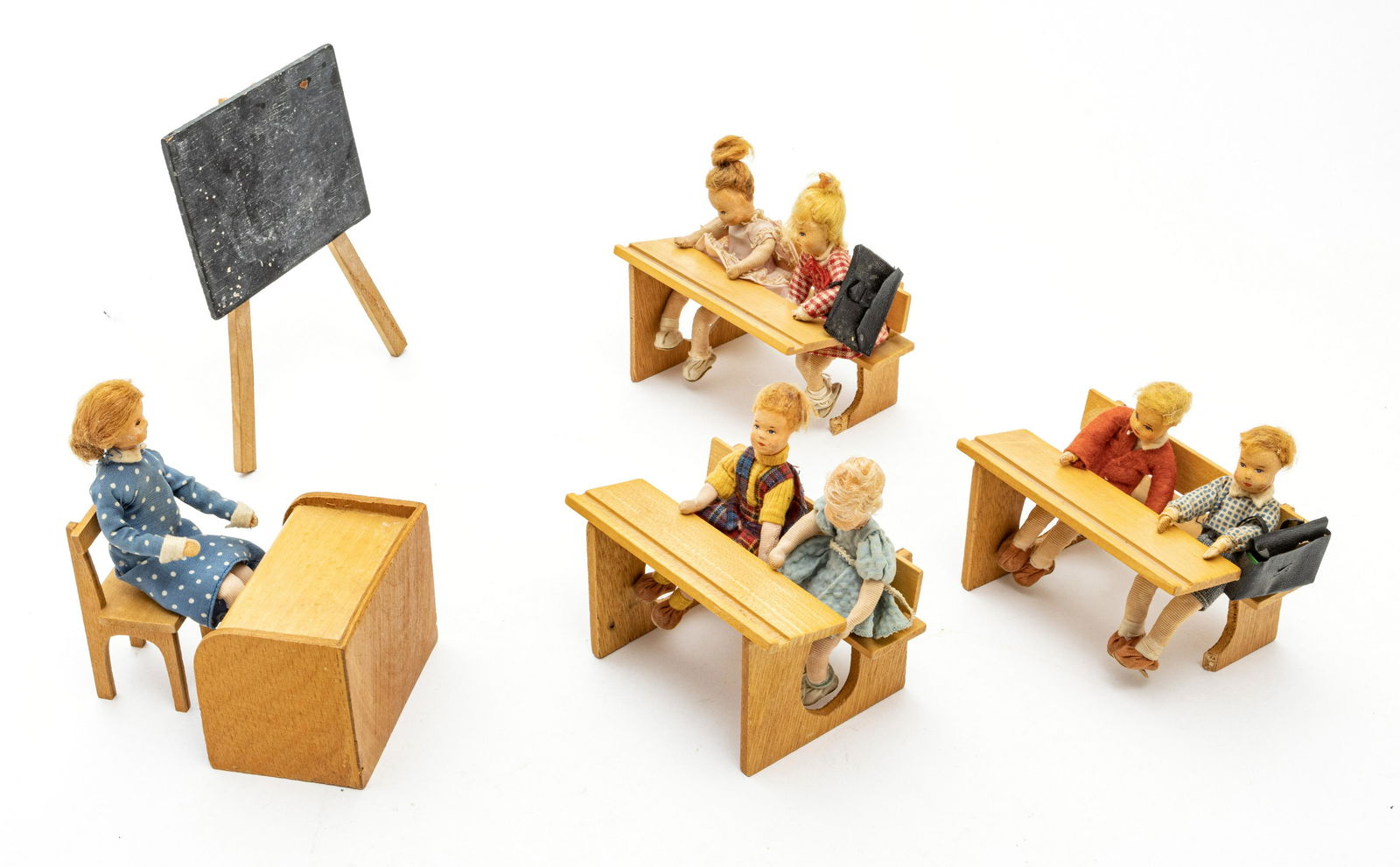 AUSTRIAN MINIATURE SCHOOL CHILDREN CLOTH DOLLS (7) AND (1 of 2)