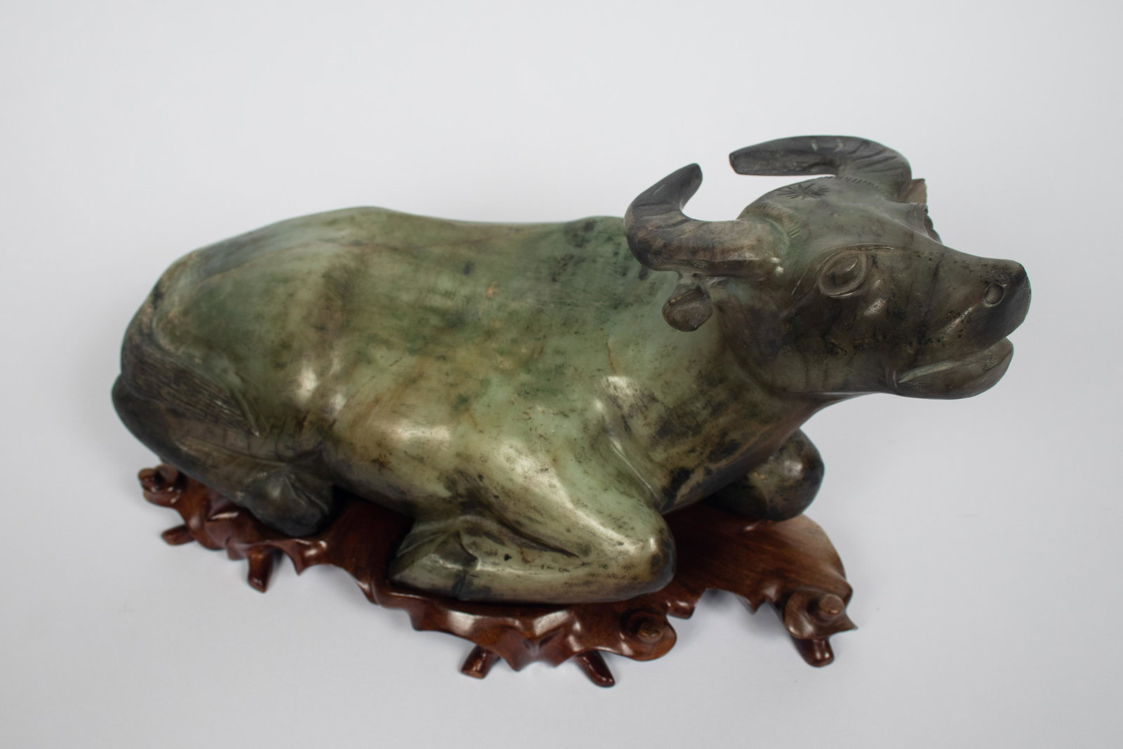CHINESE JADE CARVING, H 6", W 14", RECUMBENT OX (1 of 6)