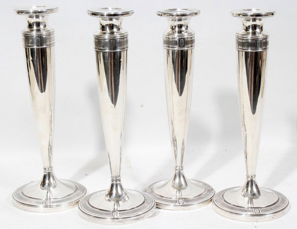 LA PIERRE MFG. CO. WEIGHTED STERLING CANDLESTIC: LA PIERRE MFG. CO. WEIGHTED STERLING CANDLESTICKS, SET OF FOUR, H 9 1/2":Matching set of 4 candlesticks by La Pierre Mfg. Co., all stamped on the underside of the weighted base with the trademark logo