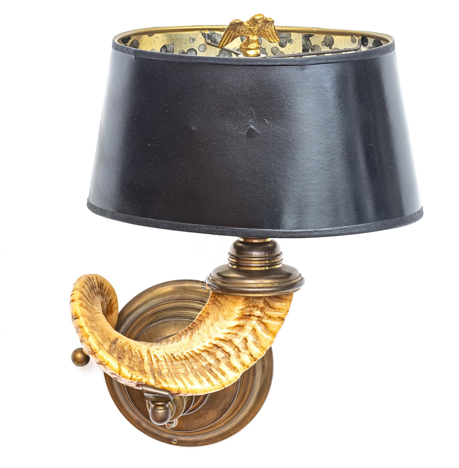 BRASS RAM'S HORN WALL SCONCE, H 16" W 16" D 12": BRASS RAM'S HORN WALL SCONCE, H 16" W 16" D 12" ELECTRIFIED Provenance: Estate of Joan Young, Kalamazoo, Mi.