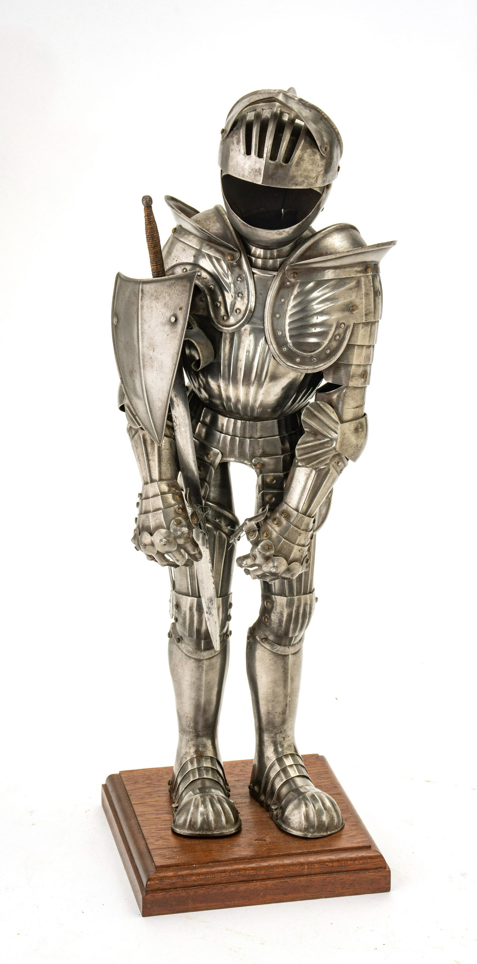 METAL KNIGHT H 15" W 8" D 5": METAL KNIGHT H 15" W 8" D 5" Provenance: Estate of Joan Young, Kalamazoo, Mi.