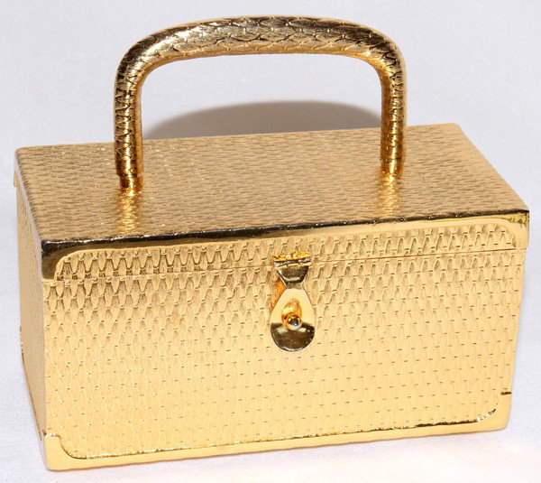 KORET GOLD TONE HAND BAG, W 5 3/4", WOVEN : KORET GOLD TONE HAND BAG, W 5 3/4", WOVEN TEXTURE:Hinges open to mirror. Measures W.5 3/4" x 5" x 2 3/4".