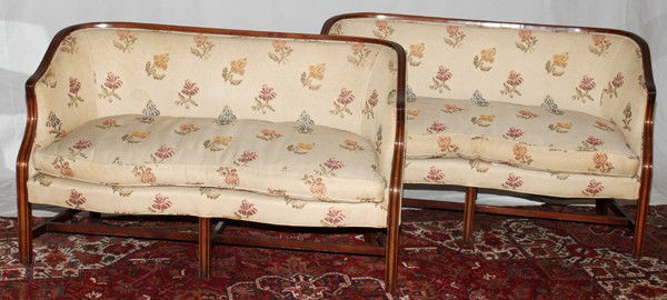 ENGLISH GEORGIAN STYLE MAHOGANY SETTEES, PAIR: ENGLISH GEORGIAN STYLE MAHOGANY SETTEES, PAIR, L 55":Each having a loose seat cushion, raised on Chinese Chippendale style legs. Linen upholstery. From the collection of Dr Douglas Crary, Ann Arbor, M