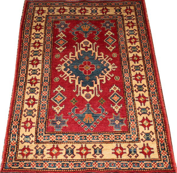 KAZAK RUG, 6' 0" X 4' 0": KAZAK RUG, 6' 0" X 4' 0":