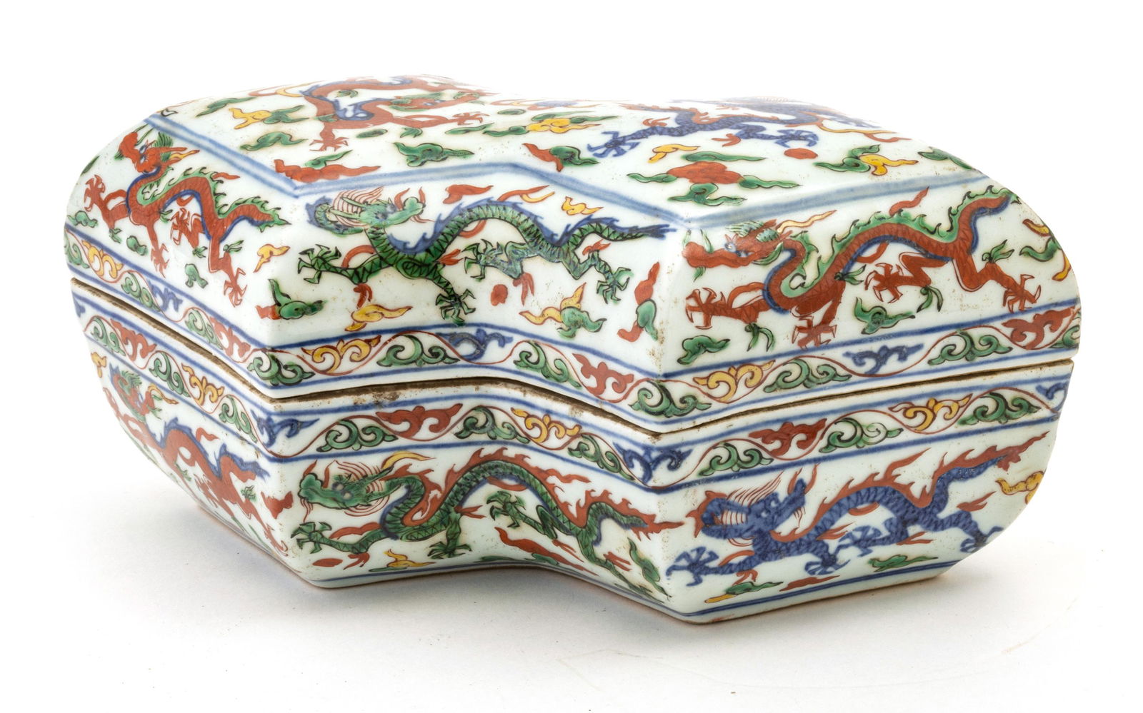 CHINESE HAND PAINTED PORCELAIN COVERED BOX, H 4.5", L (1 of 4)