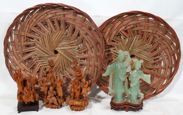 SERPENTINE QUAN YIN, AS IS, H 8 1/2" AND 3: SERPENTINE QUAN YIN, AS IS, H 8 1/2" AND 3 CHINESE WOOD CARVINGS:Three Chinese wood carvings H 6" and 7" having ten figures. Serpentine Quan Yin missing hands 6 1/2".