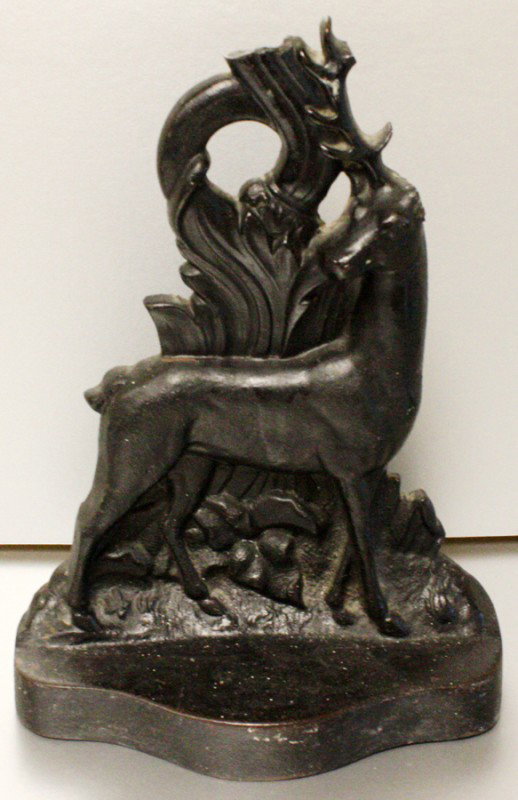 CAST IRON STAG DOORSTOP, H 10": CAST IRON STAG DOORSTOP, H 10":Black tone.
