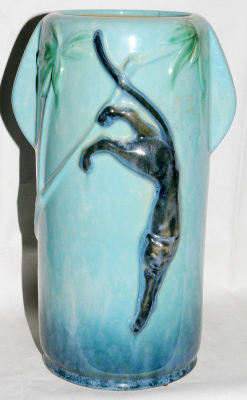 ROSEVILLE 'WINCRAFT PANTHER' POTTERY VASE H 11": ROSEVILLE 'WINCRAFT PANTHER' POTTERY VASE, H 11", W 6 1/2" ONE OF MANY PIECES OFFERED:Number 290, with raised Roseville mark, c. 1940.