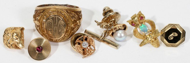 TIE PINS, 10KT GOLD RING & 10KT MASONIC TIE PIN: TIE PINS (4), 10KT GOLD RING, & 10KT MASONIC TIE PIN: From the Estate of Marvin Campbell