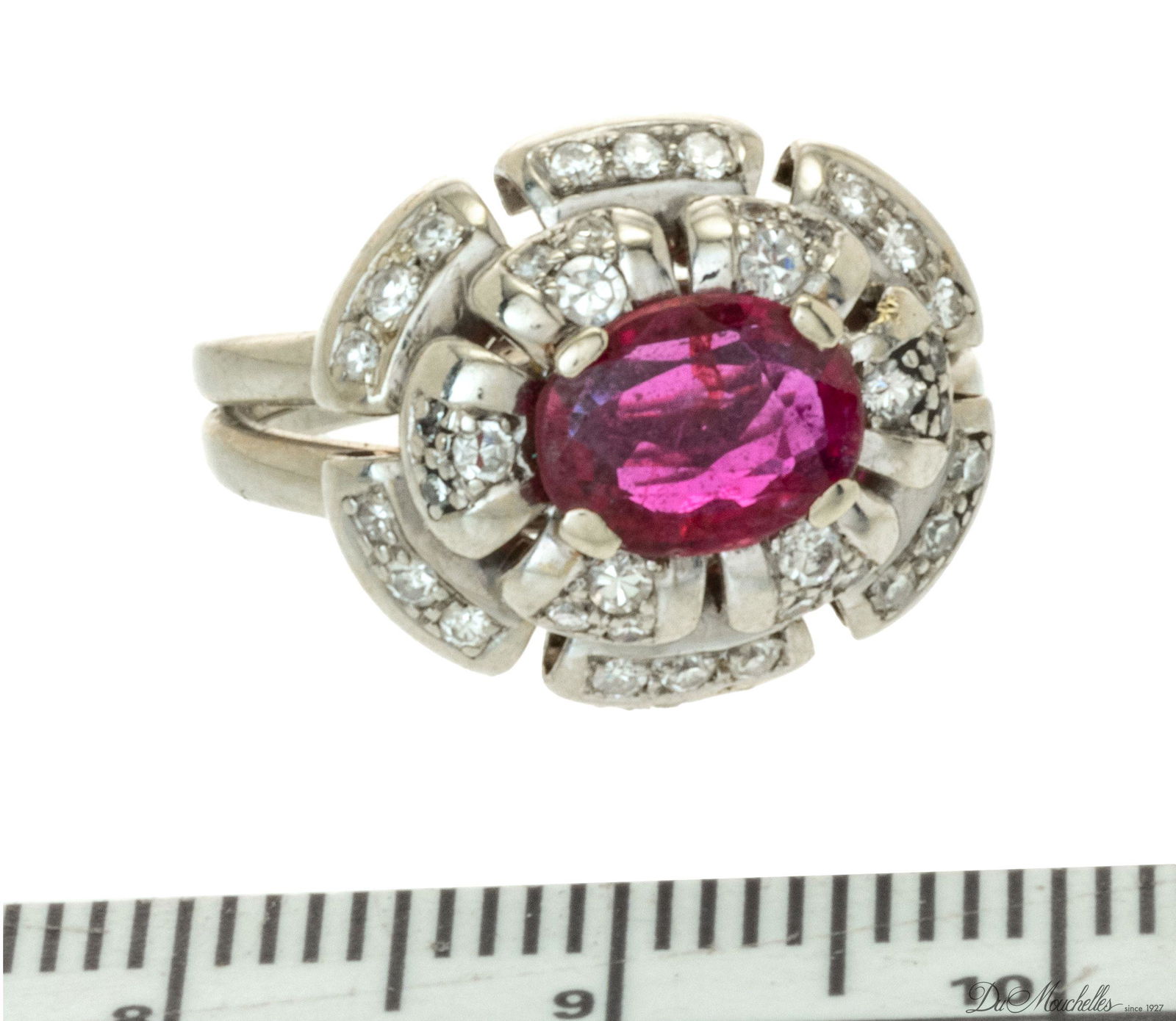 SAPPHIRE AND 18KT WHITE GOLD WITH DIAMONDS RING SIZE 5 (1 of 4)