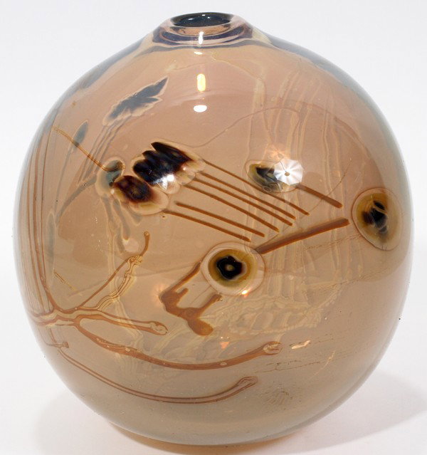 ROBERT WILLIAM BARTLETT ART GLASS VASE, H 5": ROBERT WILLIAM BARTLETT (20TH C.) ART GLASS VASE, H 5", DIA 4 1/2":Hand-blown glass vase, slightly ovoid shape, transparent with swirl motif; signed and numbered 75-365.