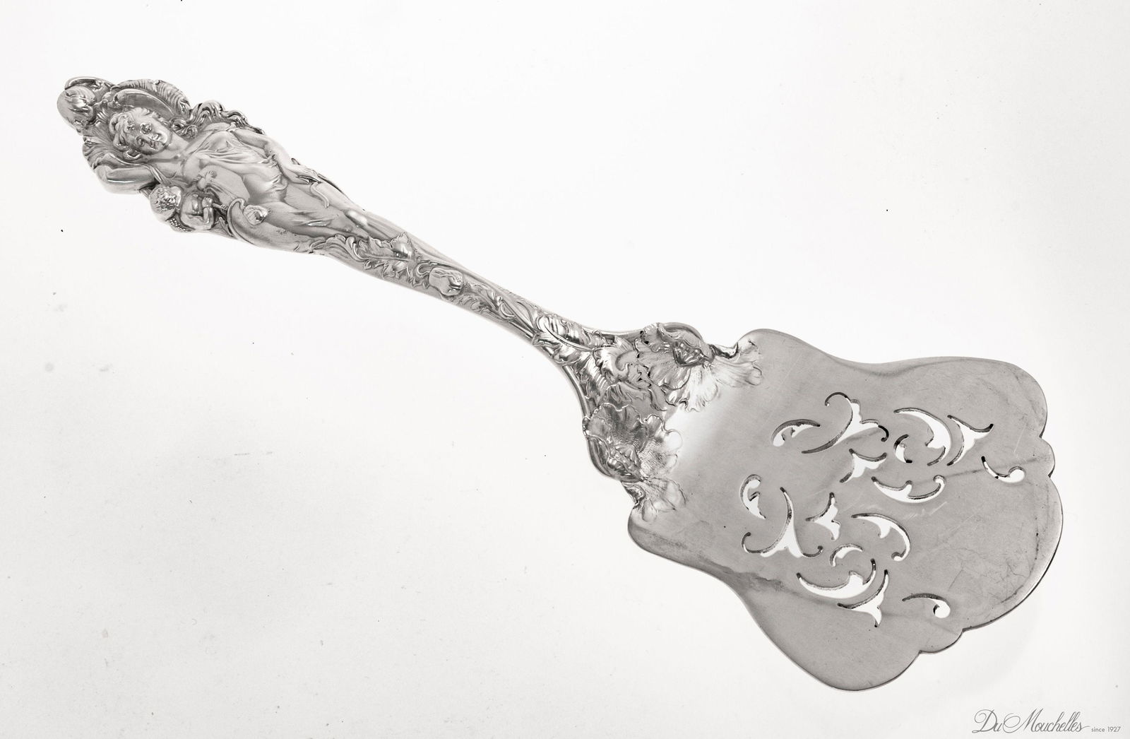 REED AND BARTON 'LOVE DISARMED' STERLING SILVER FLAT SERVER, T.W. 7.8 TOZ (1 of 3)