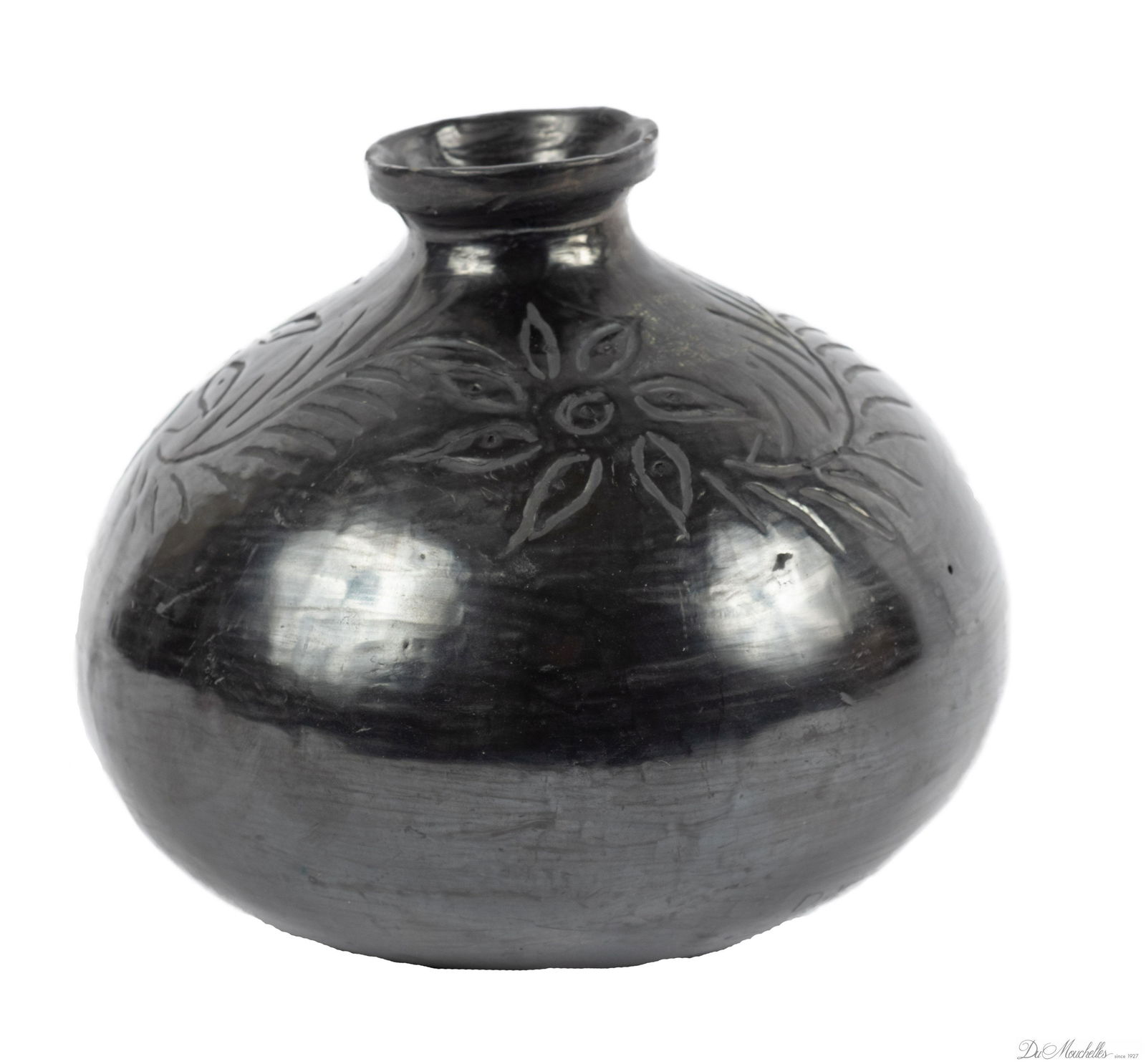 DONA ROSA (MEXICAN, D. 1980), BARRO NEGRO, SANTA CLARA POTTERY VASE,  H 6", DIA 6.5" (1 of 2)