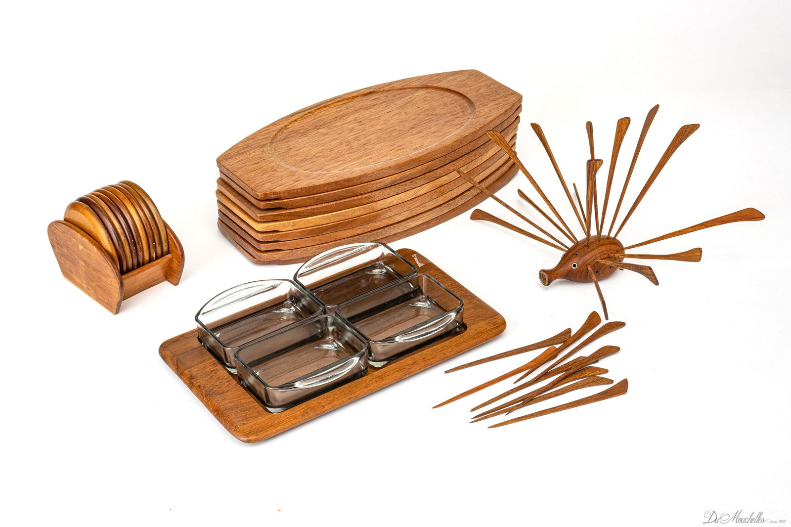 DIGSMED (DENMARK), TEAK TRAY WITH GLASS INSETS WITH OTHER TABLE ACCESSORIES, 43 PCS., W 6.25", L 10": DIGSMED (DENMARK), TEAK TRAY WITH GLASS INSETS WITH OTHER TABLE ACCESSORIES, 43 PCS., W 6.25", L 10" Tray stamped on underside. With 8 Japanese serving trays, 9 coasters, Karl Holmberg (Sweden) Akta T