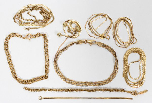 GOLD CHAINS & BRACELETS, AS IS: GOLD CHAINS & BRACELETS, AS IS:Approximately 17.7 total grams.