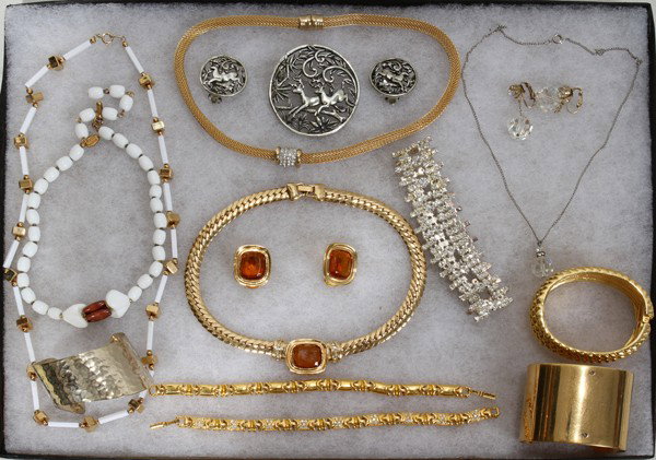 SARA COVENTRY, MONET, NAPIER COSTUME NECKLACES: SARA COVENTRY, MONET, JOAN RIVERS, NAPIER COSTUME JEWELRY NECKLACES, EARRINGS & BRACELETS, 15 TOTAL:Miriam Haskell necklace, Napier necklace, 2 chokers, crystal pendant & earrings.