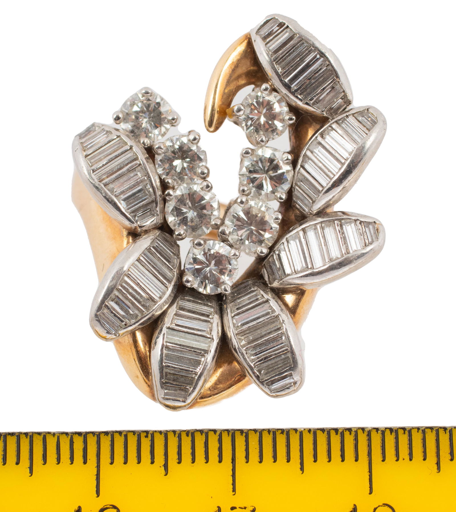 14K YELLOW GOLD AND DIAMOND RING SIZE 7 (1 of 4)