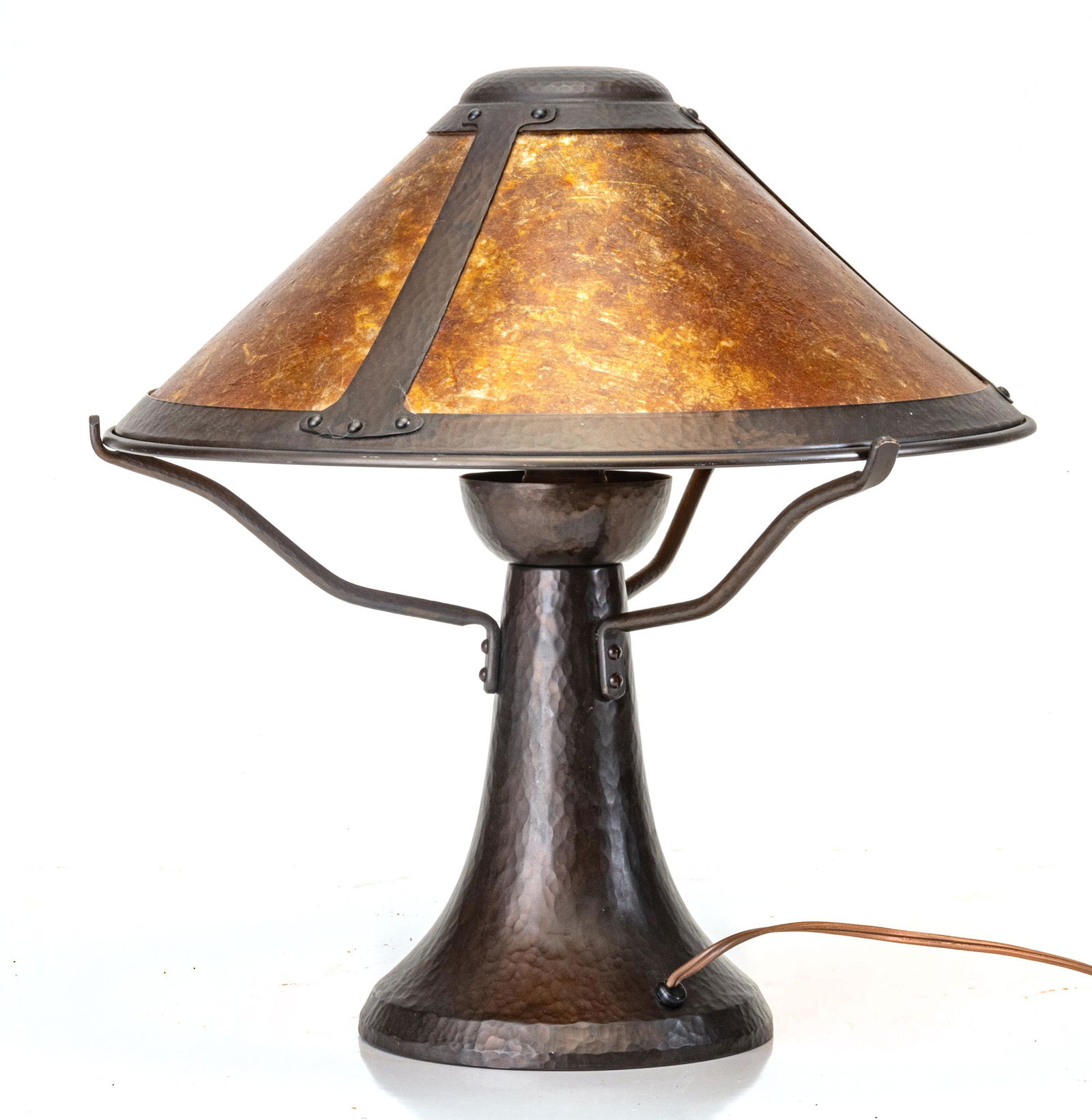 MICA LAMP CO. COPPER TABLE LAMP, H 15", DIA 14.5" (1 of 6)