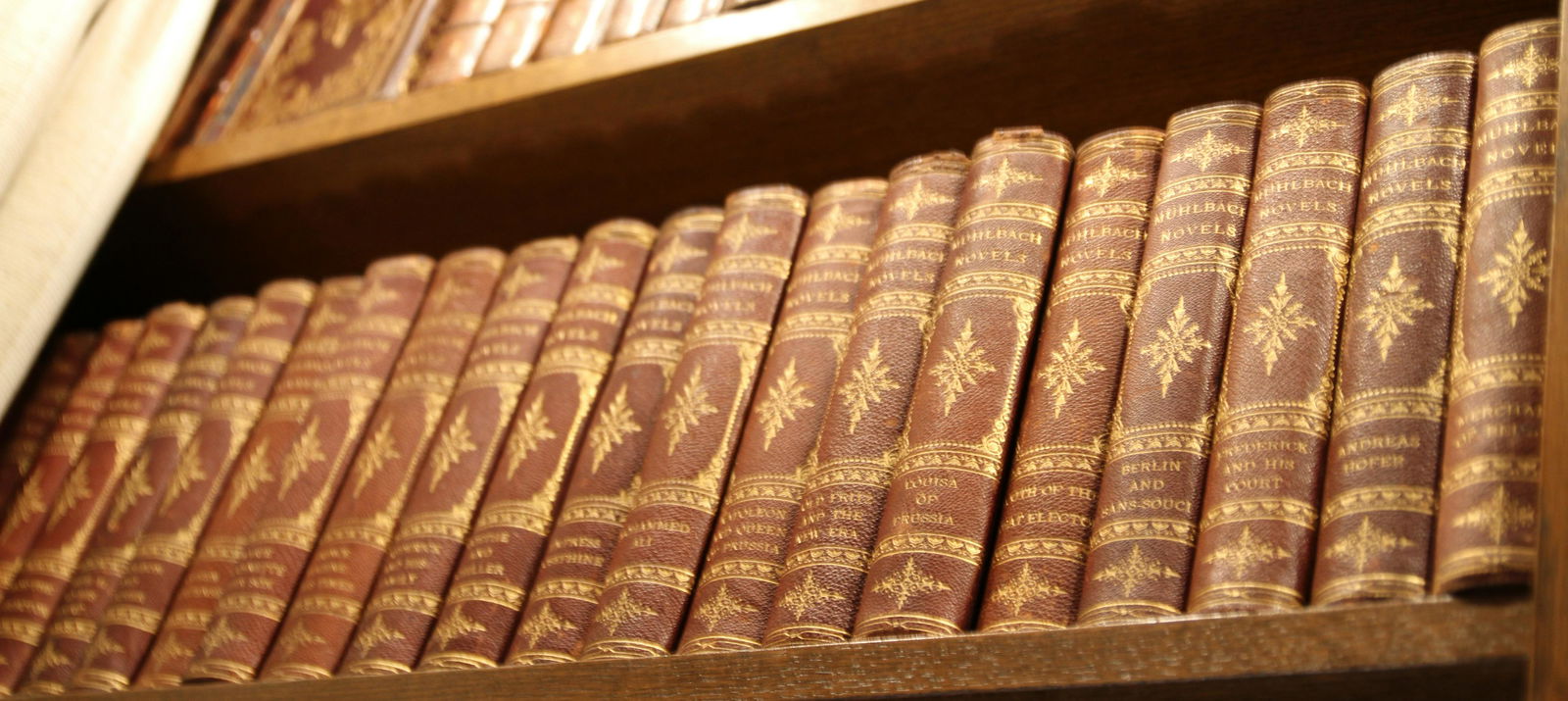 HISTORICAL NOVELS OF LUISE MUHLBACH, 1897, TWENTY VOLUMES (1 of 3)