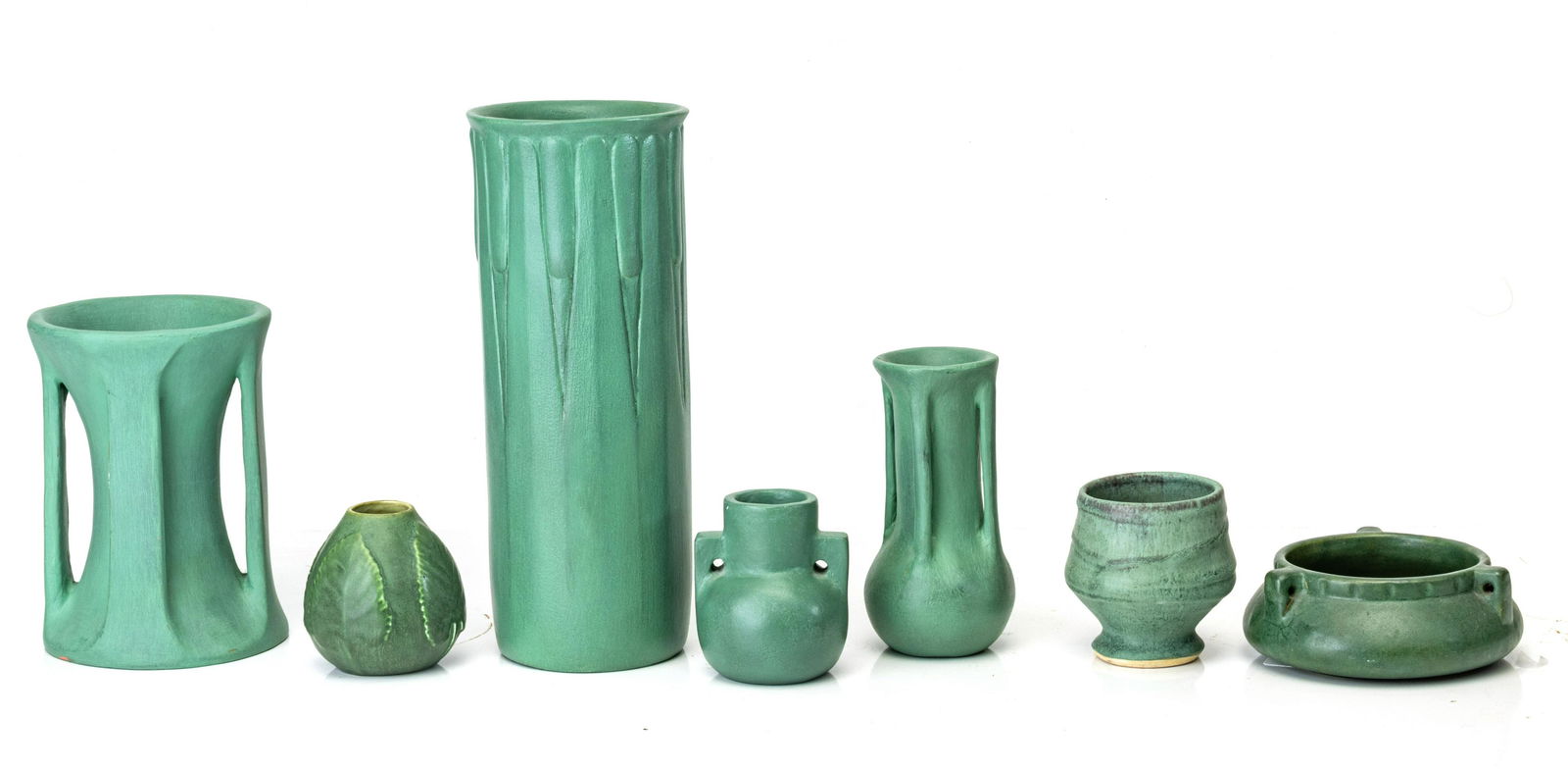 ARTS & CRAFTS STYLE POTTERY VESSELS, 20TH C, 7 PCS, H 2.25"-12" (1 of 4)