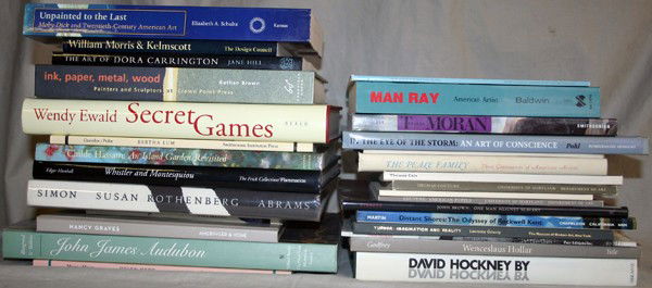 VARIOUS FINE ART BOOKS, SUBJECTS AMERICAN &: VARIOUS FINE ART BOOKS, SUBJECTS INCLUDE AMERICAN & BRITISH ART & ARTISTS, 29:Books including "David Hockney", "Whistler and Montesquiou", "Susan Rothenberg", "Thomas Cole" "Man Ray" etc.