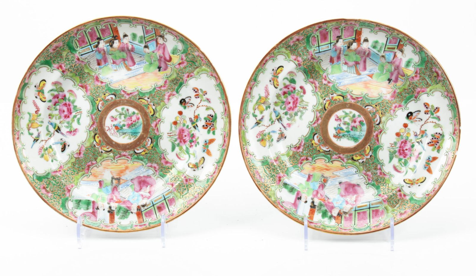 PAIR OF CHINESE ROSE MEDALLION PLATES, 19TH.C. DIA 9.75" (1 of 2)