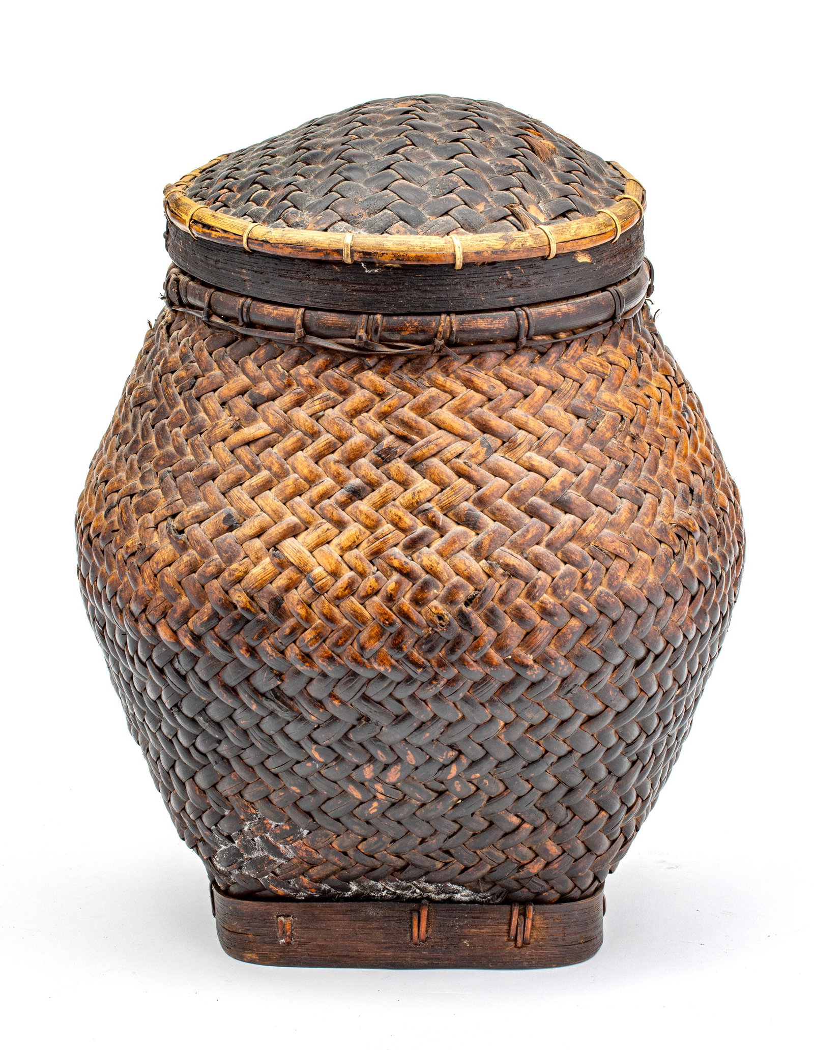 Nepal Hand Woven Splint Ash Basket With Cover H 16” W 11”: NEPAL HAND WOVEN SPLINT ASH BASKET WITH COVER H 16" W 11" Gathering basket. Circa 1920.