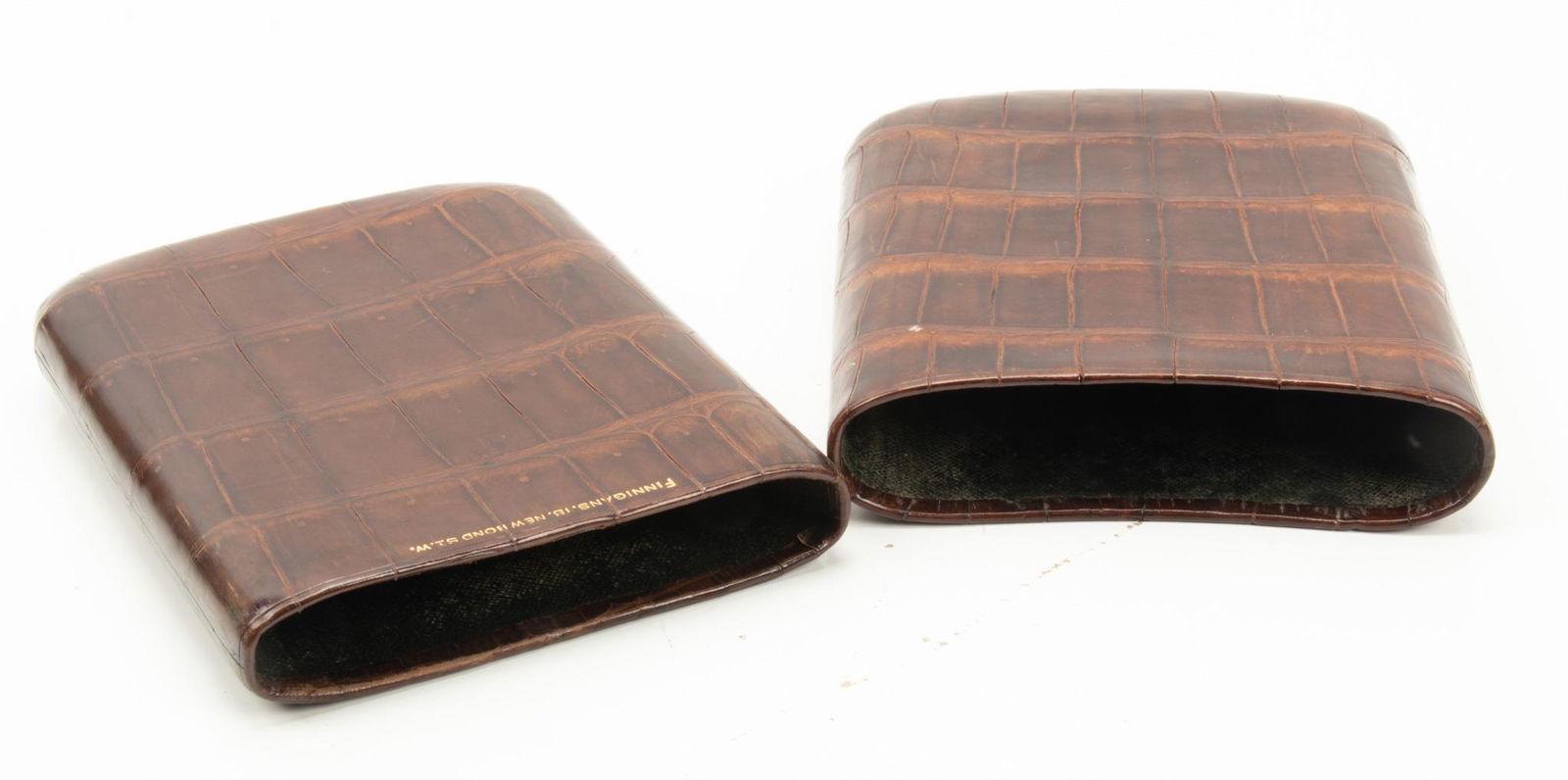 English Alligator Skin Cigar Case, H 6”, W 4”